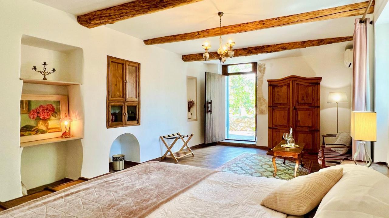 Domaine De La Brave Panzió Pernes-les-Fontaines Kültér fotó